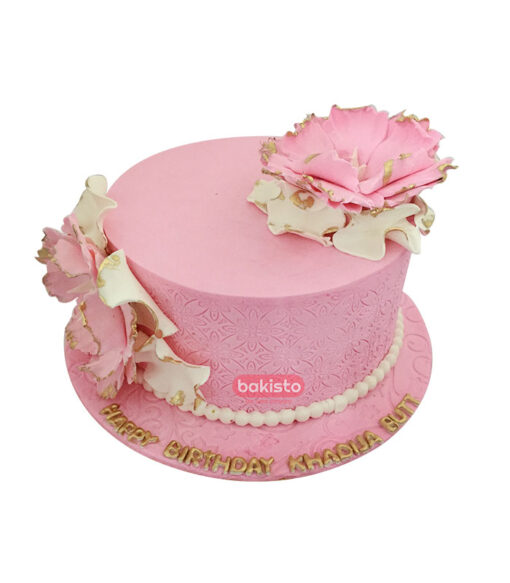 pink wedding cake by bakisto