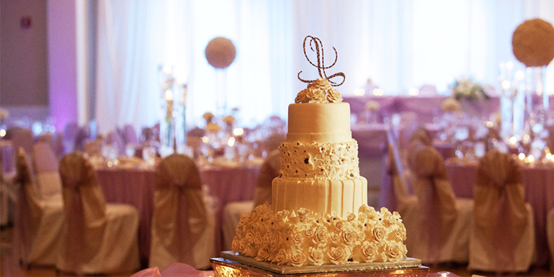 Top Wedding Cake Display Tips