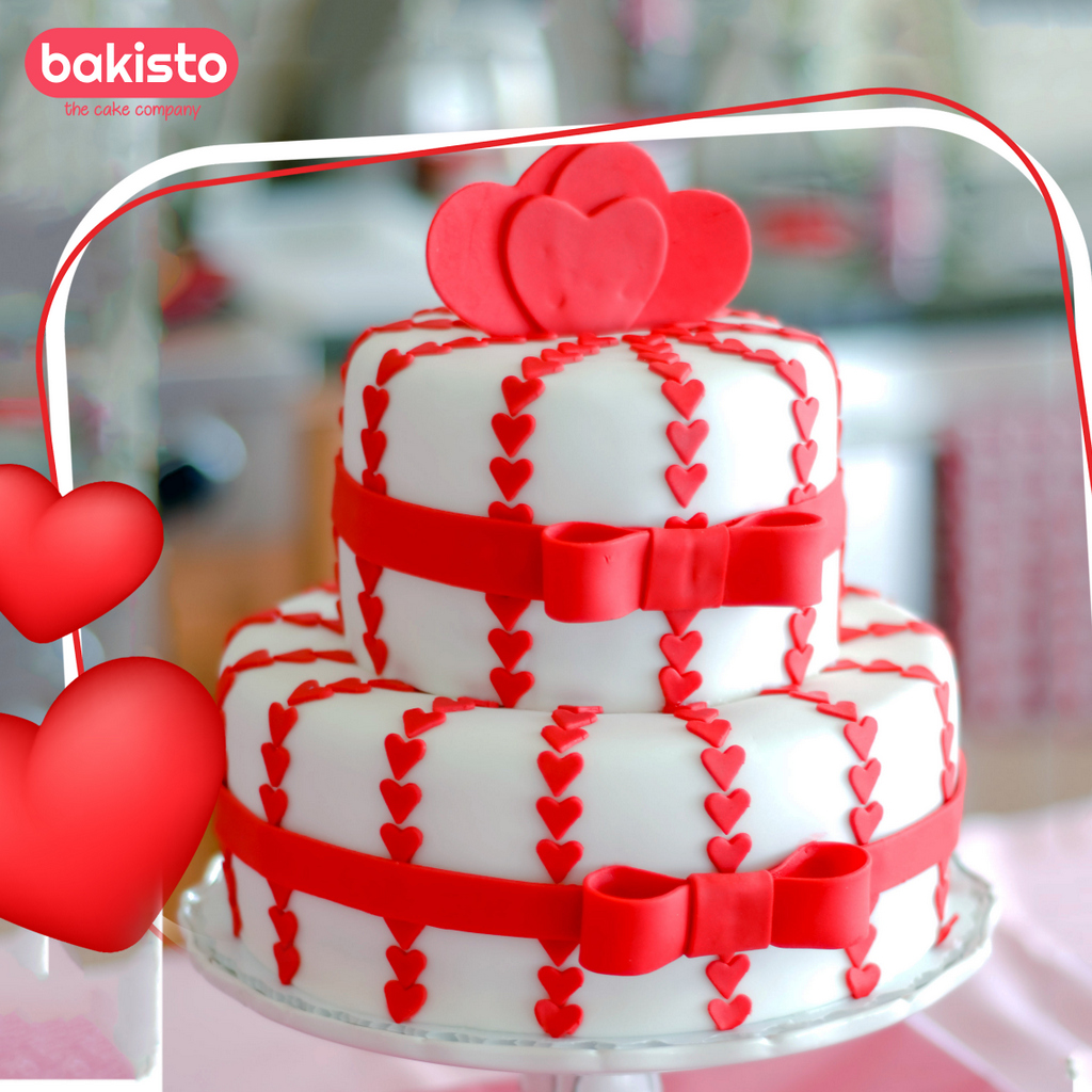 Hearts Valentines Day Cake in Lahore, Free Delivery!