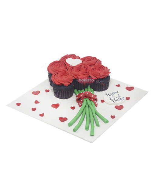 Red Heart Valentines Day Cup Cake - Image 4