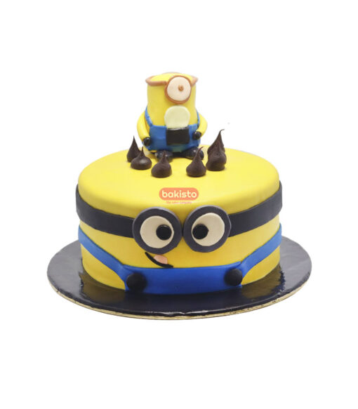 Minion Theme Fondant Cake