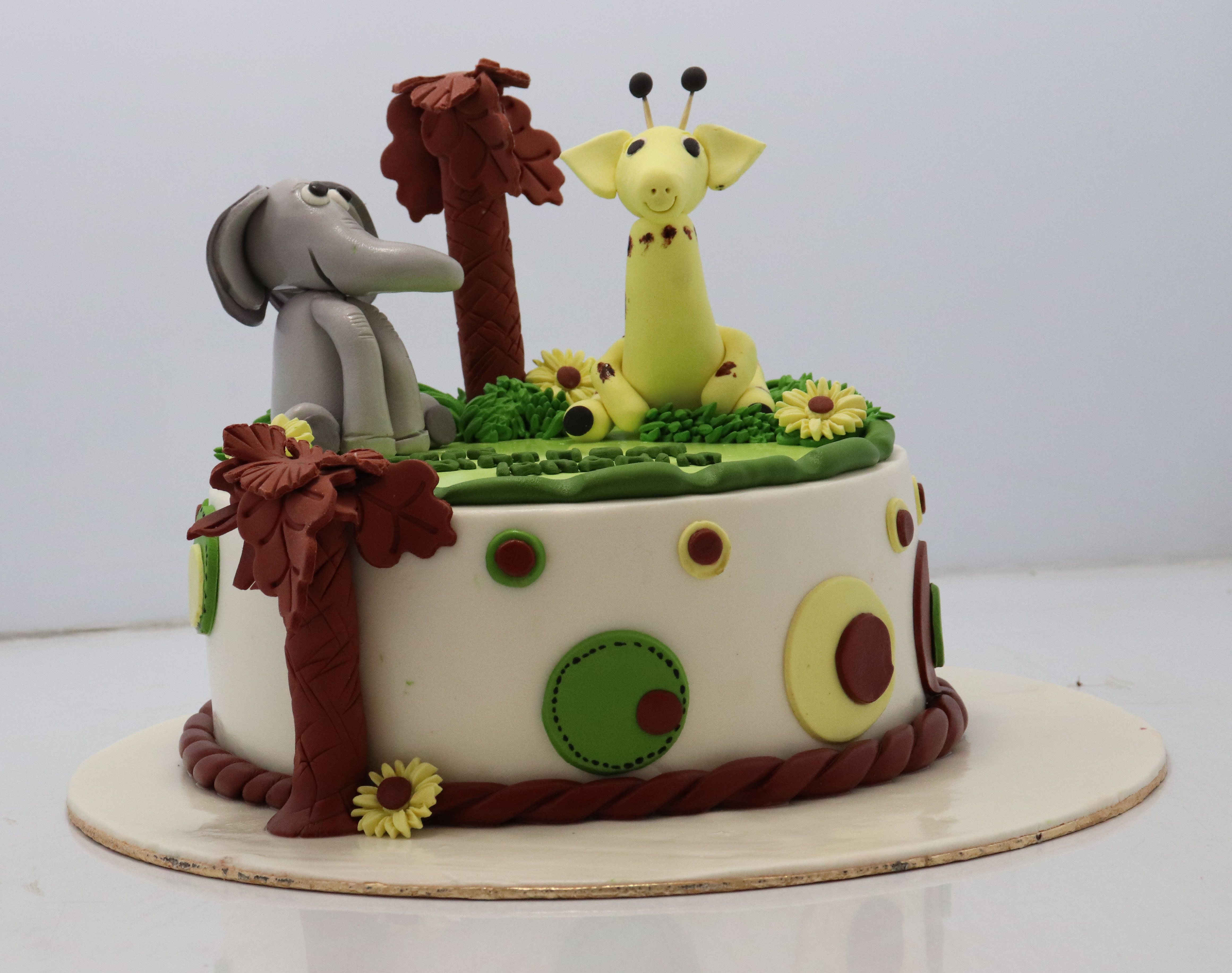 stuffed animal cake