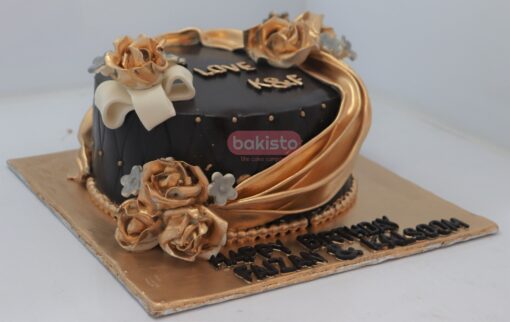 Golden And Black Theme Cake - Image 4