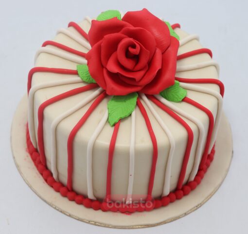 Red And White Pattern Cake - Image 4