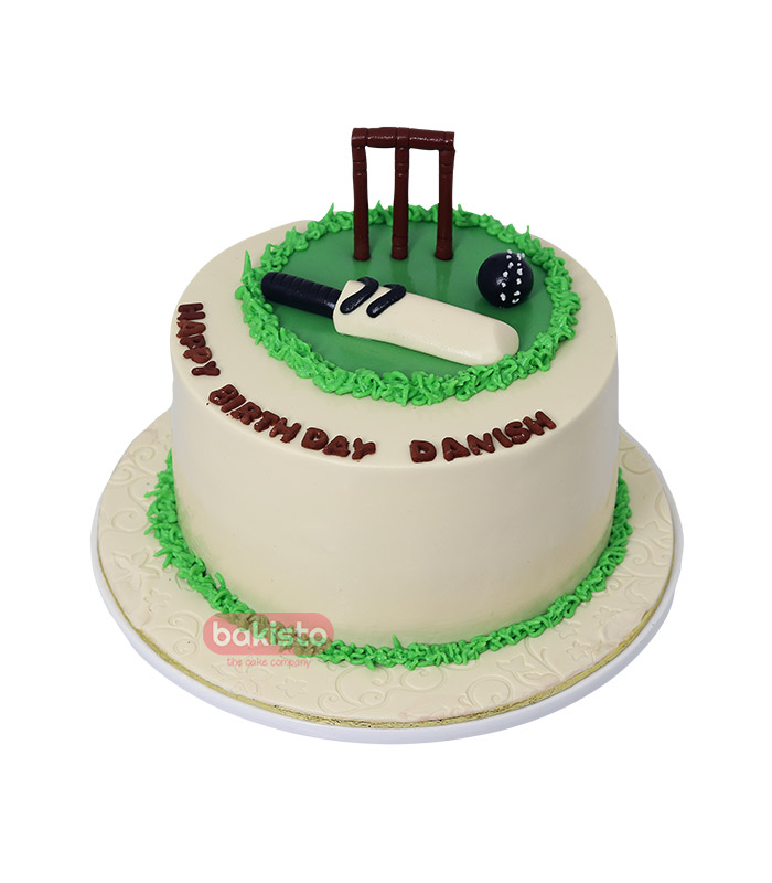 Cricket cake | Cricket cake, Cricket birthday cake, 18th birthday cake
