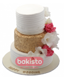 Customized Cake For Wedding