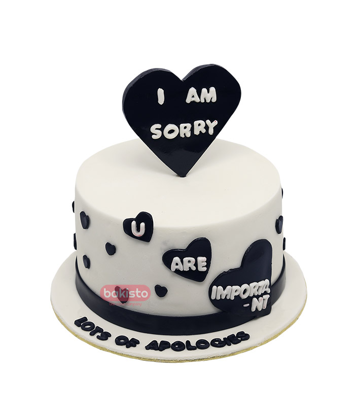 Internet Slams 'Ungrateful' Woman Complaining About Boyfriend's Homemade  Birthday Cake